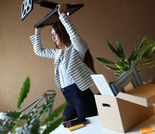 The Benefits of Hiring Professional Moving Services For Stress-Free Relocation