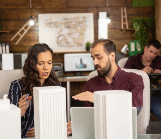 A Complete Business Energy Comparison: Gas vs. Electric for Business